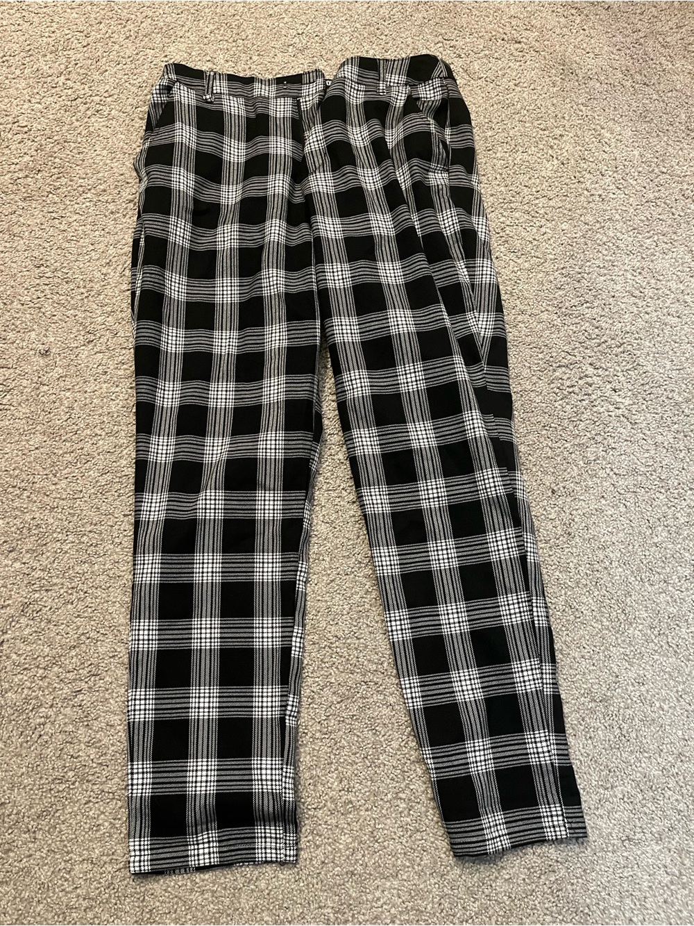 Hot topic women's Black & White Plaid Dress Pants